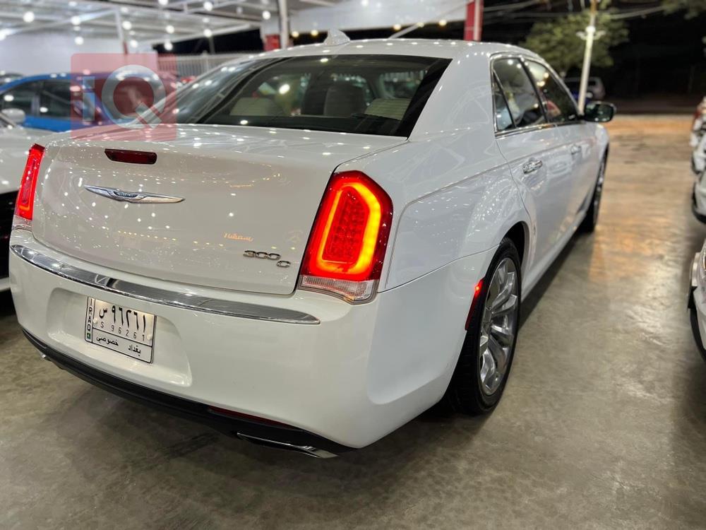 Chrysler 300